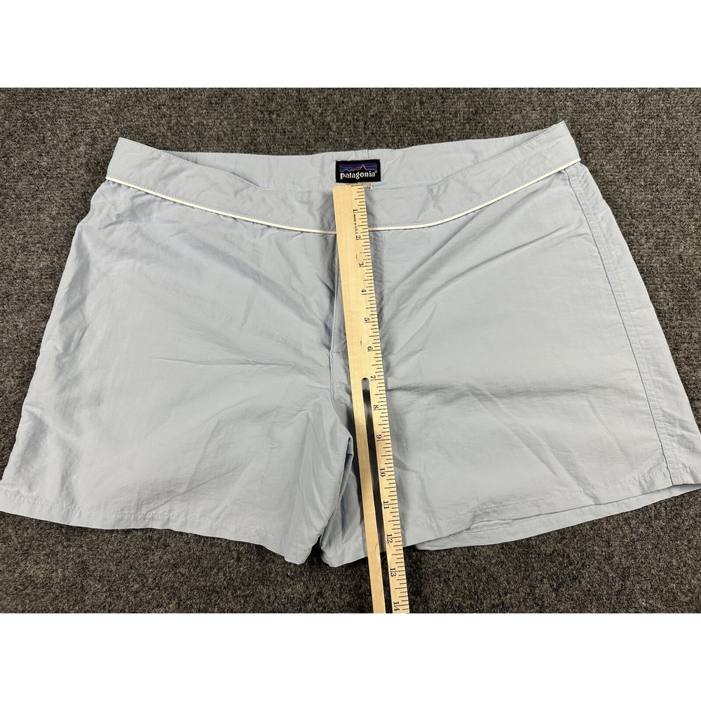 Patagonia Women's Shorts Sz 12  Blue White Trim Athletic Casual Lightweight Vtg - Picture 3 of 9
